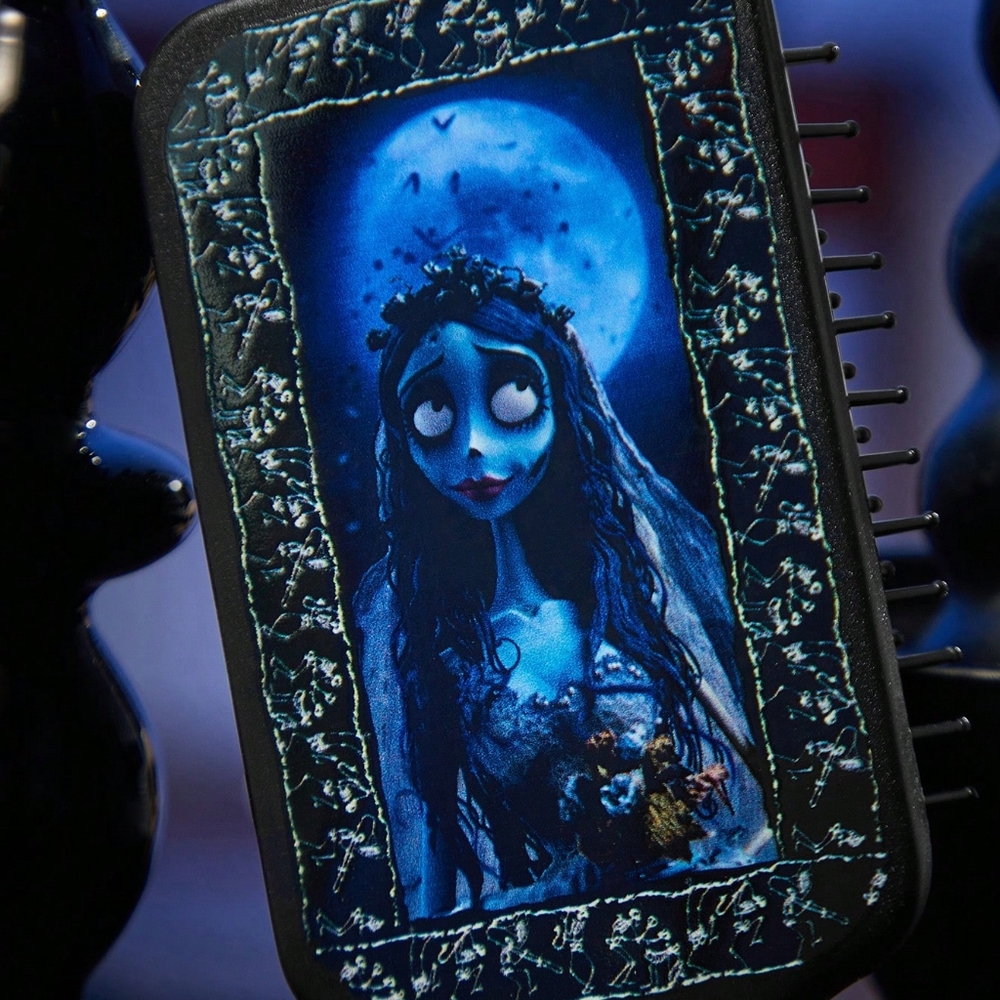Corpse Bride Gloves, Large Wall Decor, And Hair Brush - Picture 5 of 6